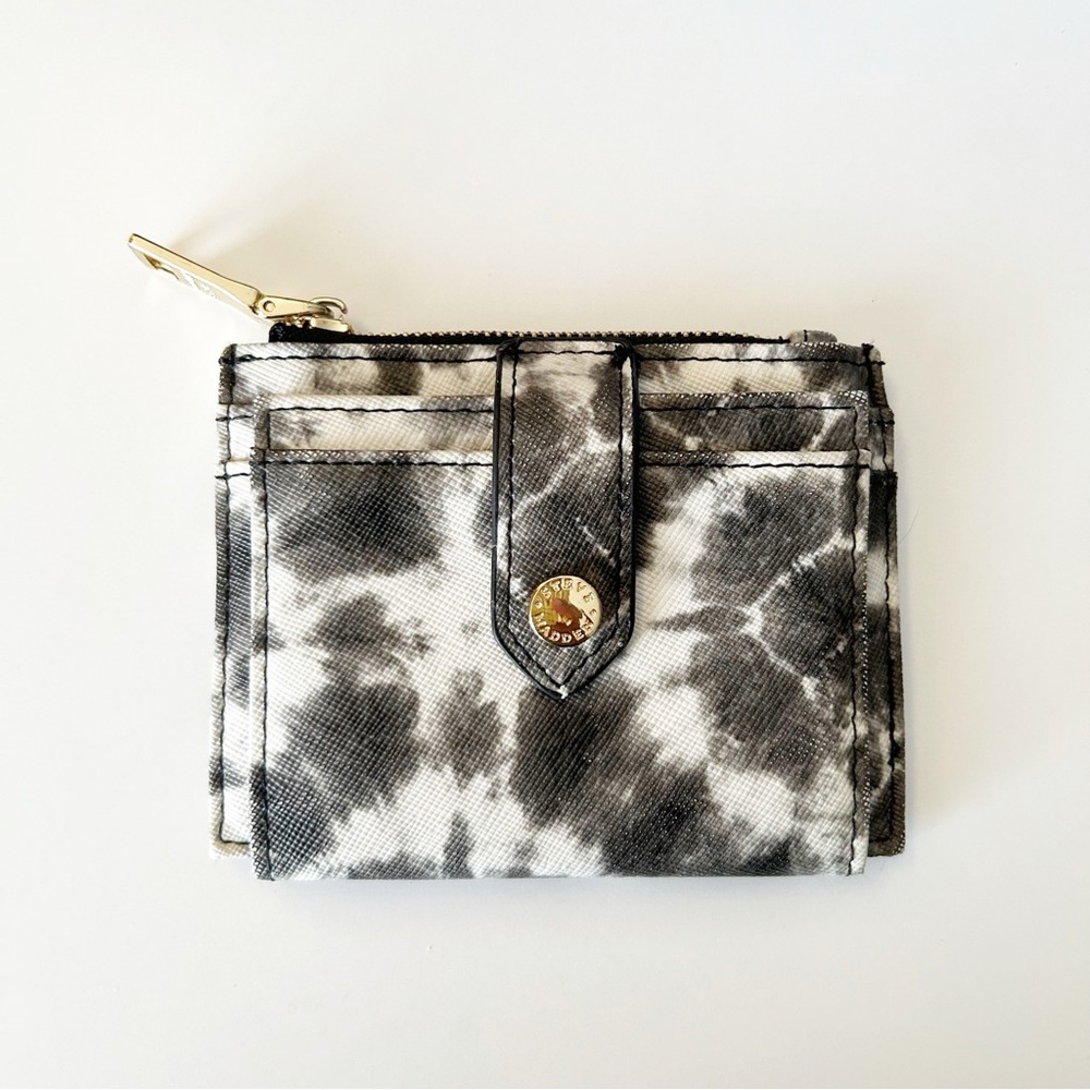 Steve Madden Tie Dye Card Wallet